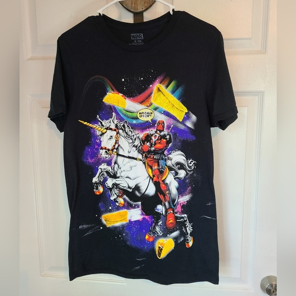 (158) Marvel's Deadpool Graphic T-Shirt,  Size: Small Color: Black - Picture 2 of 14